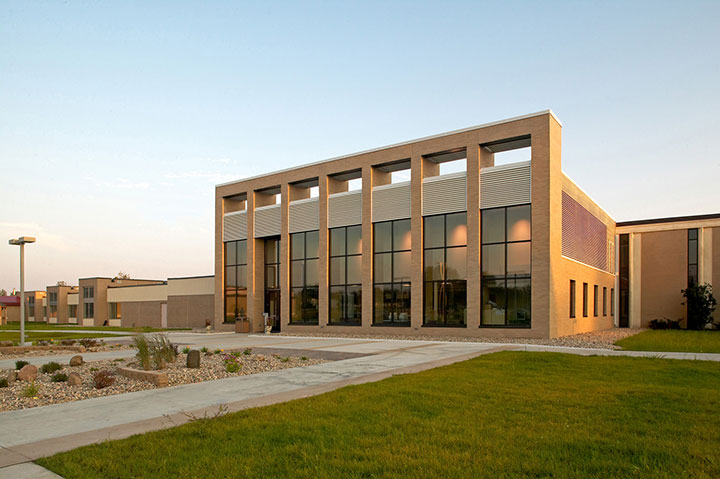 Minnesota west community and technical college jobs